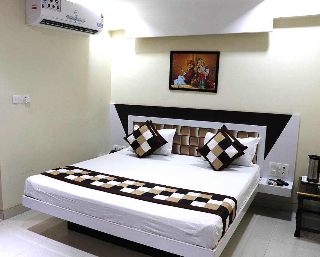 Room6
